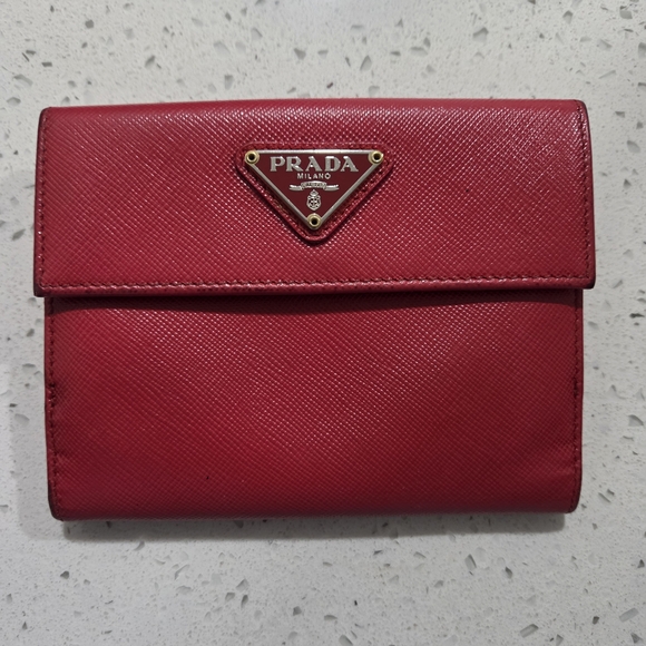 Authentic Prada Saffiano Red Wallet - Picture 1 of 9